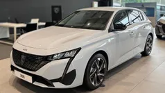 Branco Usado 2025 Peugeot 308 Allure Sedan | € 27.900 (Preço justo)