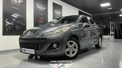 Cinzento Usado 2010 Peugeot 207 Citadino | € 6.950 (Preço justo)