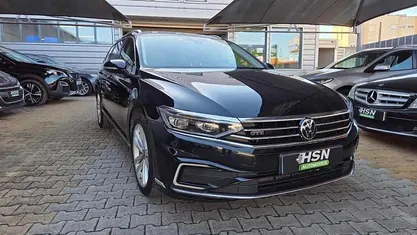 Preto Usado 2023 VW Passat GTE Carrinha | € 27.900 (Preço justo)