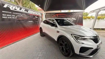 Branco Usado 2023 Renault Arkana SUV | € 24.500 (Preço justo)