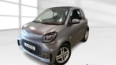 Cinza Usado 2021 Smart ForTwo Electric Drive Passion | € 12.900 (Preço justo)