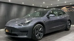 Cinza Usado 2023 Tesla Model 3 Standard Range Plus Sedan | € 30.900 (Bom preço)