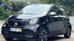 Preto Usado 2017 Smart ForFour Passion | € 10.900 (Preço justo)