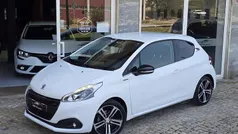 Usado 2017 Peugeot 208 GT-line Citadino | € 9.450 (Bom preço)