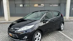 Preto Usado 2009 Ford Fiesta Titanium Citadino | € 7.450 (Preço justo)