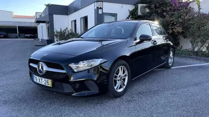 Preto Usado 2019 Mercedes A180 | € 25.500 (Preço justo)
