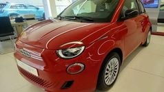 Usado 2025 Fiat 500e Red Citadino | € 25.800 (Preço justo)