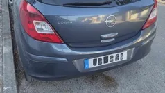 Cinzento Usado 2007 Opel Corsa Sedan | € 4.800 (Preço justo)