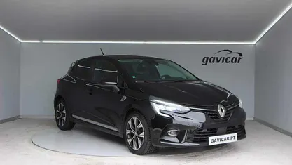 Preto Usado 2021 Renault Clio V Citadino | € 14.950 (Preço justo)