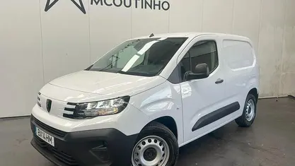 Usado Peugeot E-Partner 100 kW (136 HP) 2025 Monovolume