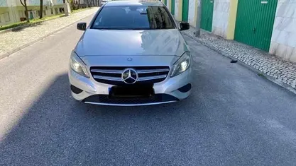 Usado 2013 Mercedes A180 Citadino | € 13.000 (Preço justo)