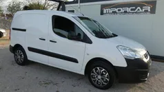 Branco Usado 2017 Peugeot Partner Monovolume | € 10.750 (Preço justo)