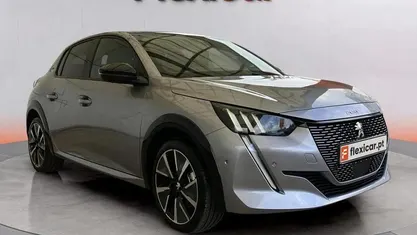 Usado 2022 Peugeot e-208 Citadino | € 19.490 (Preço justo)