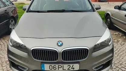 Cinzento Usado 2015 BMW 218 Carrinha | € 15.500 (Bom preço)
