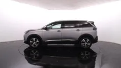 Cinzento Usado 2024 Peugeot 5008 Monovolume | € 34.900 (Preço justo)
