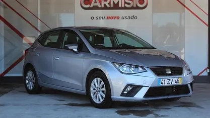 Cinza Usado 2020 Seat Ibiza Style | € 11.400 (Bom preço)