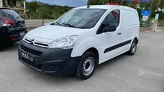 Branco Usado 2017 Citroën Berlingo Feel Monovolume | € 12.950 (Preço justo)