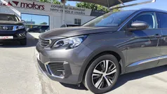 Cinza Usado 2020 Peugeot 5008 Allure Monovolume | € 24.950 (Preço justo)
