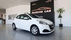 Branco Usado 2017 Peugeot 208 Active Citadino | € 10.700 (Preço justo)
