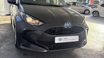 Usado 2022 Toyota Yaris Hybrid Comfort | € 17.990 (Preço justo)