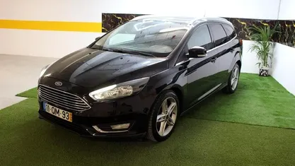 Usado Ford Focus Titanium 120 HP (88 kW) 2015 Preto Carrinha