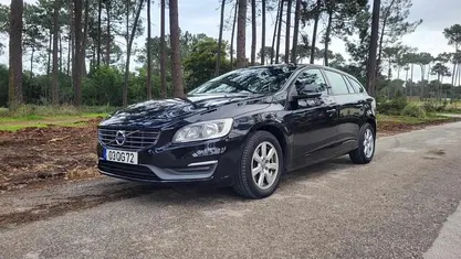 Usado Volvo V60 115 HP (84 kW) 2013 Preto Carrinha