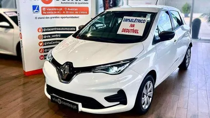 Branco Usado 2020 Renault Zoe Life Citadino | € 14.900 (Preço justo)
