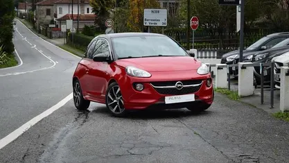 Vermelho Usado 2014 Opel Adam Citadino | € 9.950 (Preço justo)