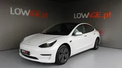 Branco Usado 2023 Tesla Model 3 Sedan | € 34.900 (Preço justo)
