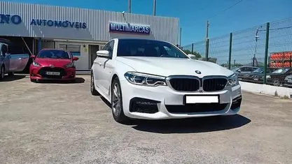 Branco Usado 2019 BMW 520 Sedan | € 32.900 (Preço justo)