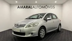 Cinza Usado 2010 Toyota Auris Citadino | € 9.500 (Preço justo)