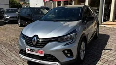 Cinza Usado 2021 Renault Captur Zen SUV | € 16.990 (Preço justo)