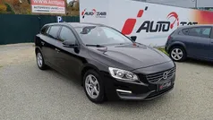 Preto Usado 2015 Volvo V60 Kinetic Carrinha | € 13.750 (Preço justo)