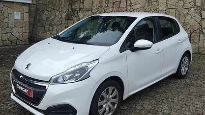 Usado 2016 Peugeot 208 Citadino | € 7.990 (Preço justo)