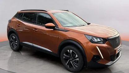 Usado 2021 Peugeot 2008 Allure SUV | € 17.490 (Preço justo)