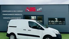 Branco Usado 2018 Citroën Berlingo Monovolume | € 12.500 (Preço justo)