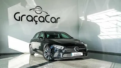 Preto Usado 2021 Mercedes A180 Style Citadino | € 26.900 (Preço justo)
