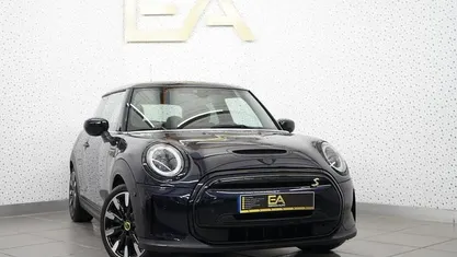 Preto Usado 2021 Mini Cooper Citadino | € 19.980 (Preço justo)
