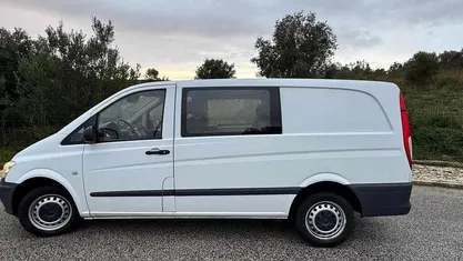 Usado Mercedes Vito 136 HP (100 kW) 2014 Branco Van