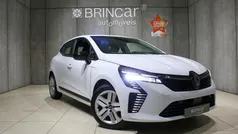 Branco Usado 2024 Renault Clio V Evolution | € 17.890 (Preço justo)
