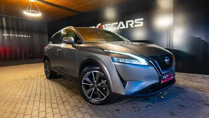 Cinzento Usado 2024 Nissan Qashqai SUV | € 28.490 (Preço justo)