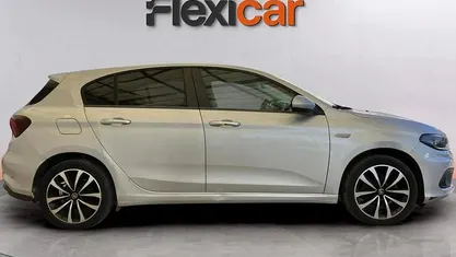 Usado Fiat Tipo Lounge 95 HP (69 kW) 2020 Cinza Sedan