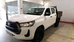 Branco Usado 2024 Toyota HiLux Pickup | € 39.800 (Preço justo)