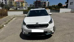 Branco Usado 2019 Kia Niro 2 SUV | € 18.900 (Preço justo)