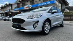 Cinza Usado 2019 Ford Fiesta Business Edition Citadino | € 11.990 (Bom preço)