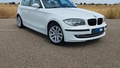 Branco Usado 2007 BMW 116 Citadino | € 7.500