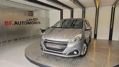 Usado 2019 Peugeot 208 Signature Sky Citadino | € 9.900 (Super Preço)