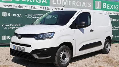 Usado Toyota Proace 75 HP (55 kW) 2021 Branco Monovolume