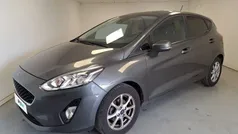 Cinza Usado 2019 Ford Fiesta Business Edition Citadino | € 12.700 (Preço justo)