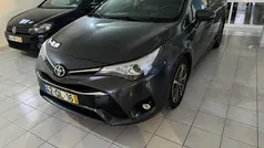 Cinza Usado 2015 Toyota Avensis Carrinha | € 17.000 (Preço justo)